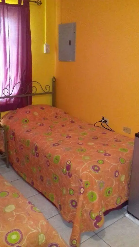 Gascon Villas Port of Spain 2*,